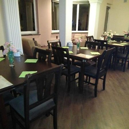 Gem Hostel Ереван Екстериор снимка