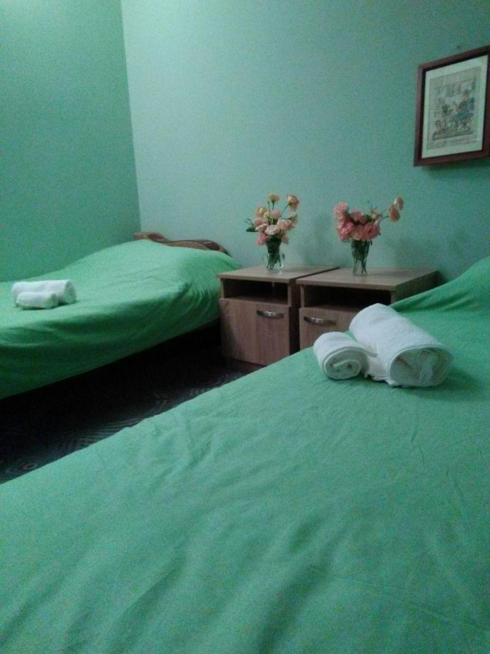 Gem Hostel Ереван Екстериор снимка
