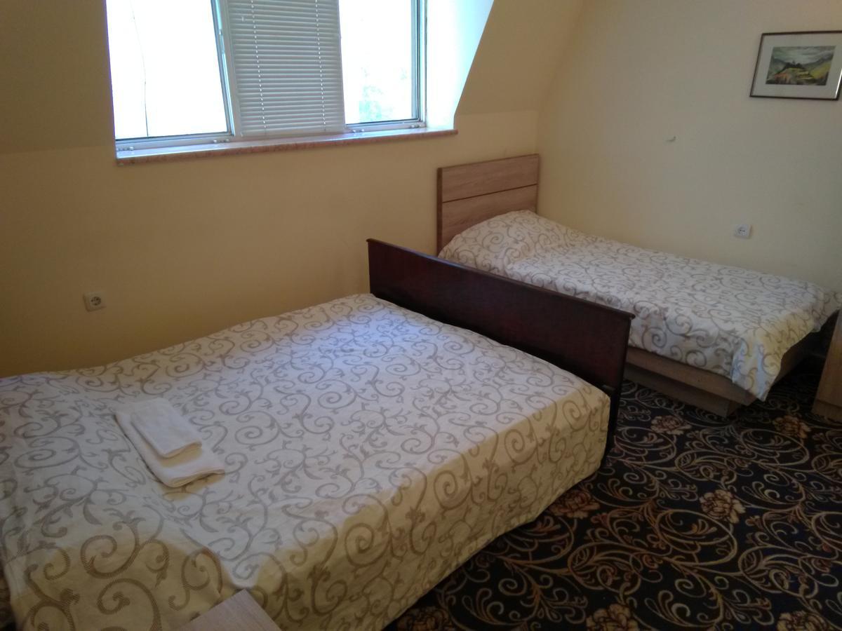 Gem Hostel Ереван Екстериор снимка